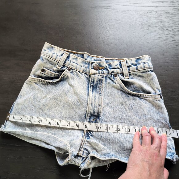 Vintage Levi's Student Fit Orange Tab Cut Off Acid Wash 80s Jean Shorts Festival - Picture 12 of 13